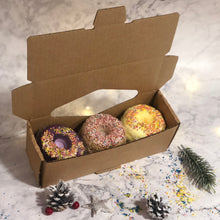 Load image into Gallery viewer, Set Of 3 Donut Bathbombs Gift Pack - Mix 2
