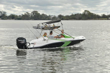 Load image into Gallery viewer, 4.4m flit 460 speedboat Fully Loaded With 60hp Mercury Engine.
