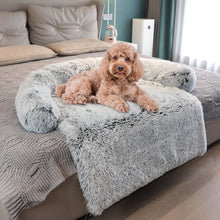 Load image into Gallery viewer, Luxury Pet Bed to suit all sizes of Pets
