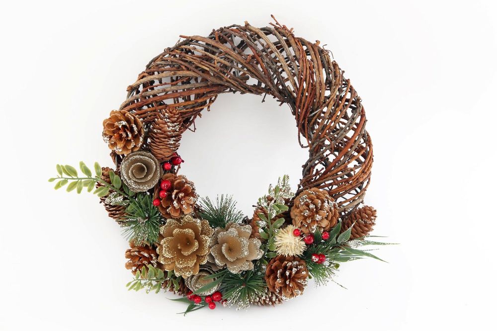 Twisted Pine & Berry Botanical Christmas Wreath 35cm