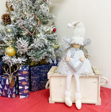 Load image into Gallery viewer, Sitting Christmas Angel
